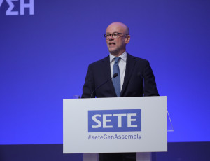 Ρέτσος: Μπορούμε να περάσουμε το 2019 σε τουριστικά έσοδα