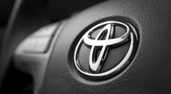 «Βουτιά» των καθαρών κερδών γ΄ τριμήνου για την Toyota