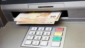 Νέοι κανόνες για άμεσες τραπεζικές μεταφορές σε όλη την ΕΕ