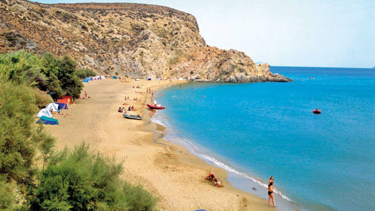 Κομισιόν: Πεντακάθαρα τα νερά στις ελληνικές ακτές