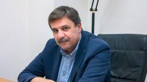 Ξανθός:Αντί για ευχολόγια, ισχυρά κίνητρα παραμονής γιατρών στο ΕΣΥ επειγόντως