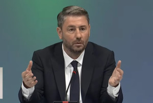 Ανδρουλάκης στη ΔΕΘ: Δίνουμε ξανά περιεχόμενο στη λέξη μεταρρύθμιση - Η πολιτική αλλαγή περνάει από το ΠΑΣΟΚ - «Παράθυρο» για συνεργασίες