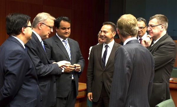 Eurogroup: Προθεσμία στην Αθήνα έως το τέλος της εβδομάδας για το deal με την τρόικα