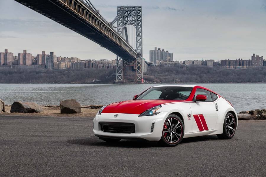 Nissan:Γιορτάζει τα 50 χρόνια της σειράς Z,με ένα επετειακό 370Z