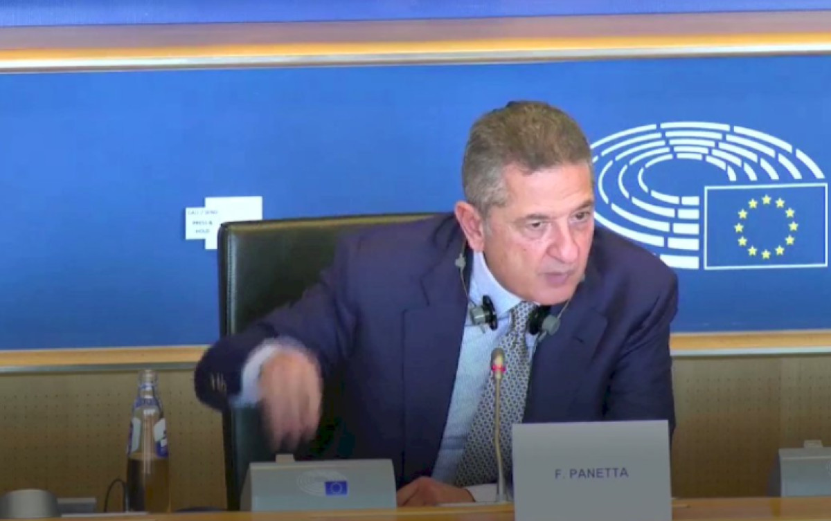 Πανέτα (ΕΚΤ): Τα ομόλογα απειλούν να «φρενάρουν» την ανάπτυξη της Ευρωζώνης