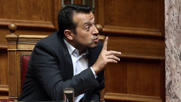 Δεν είναι πλάκα: Ο Παππάς θα μιλήσει στο LSE για fake news!