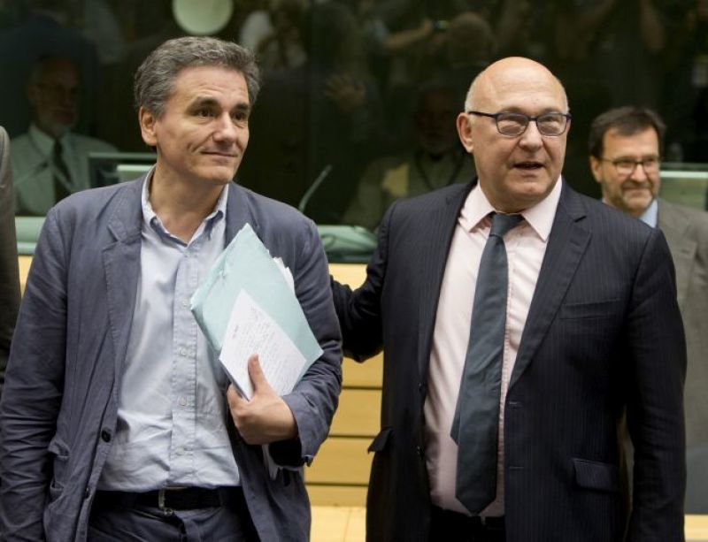 Τσακαλώτος-Σαπέν: Ραντεβού στο Παρίσι για την αξιολόγηση