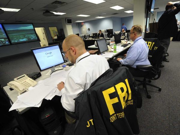 Σκάνδαλο ψευδών αποδείξεων συνταράσσει το FBI