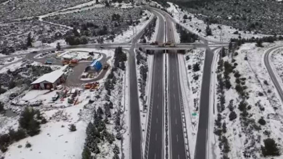 Ο Διοικητής του Β'Τμήματος Αυτοκινητοδρόμων... πλήρωσε το κλείσιμο της Αθηνών-Λαμίας