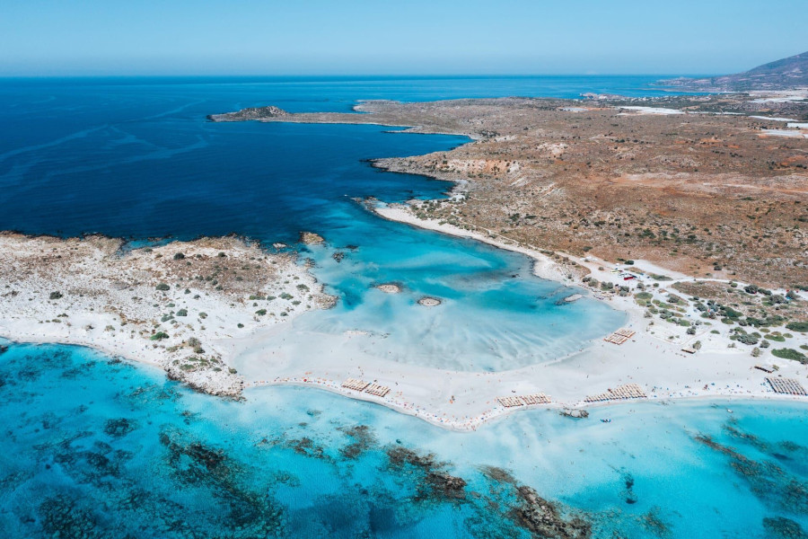 Ποιες περιοχές της Ελλάδας προτιμούν για διακοπές οι Κύπριοι