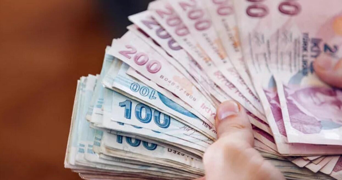 Τουρκία: Προεκλογική αύξηση 25% στους μισθούς δημοσίων υπαλλήλων