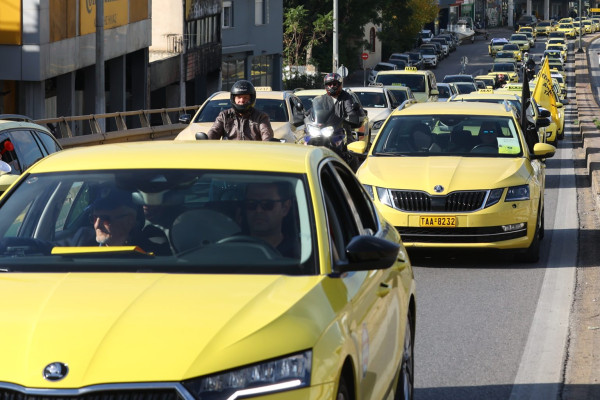 Ταξί Αττικής: Παράταση για 24 ώρες της απεργίας και νέες προειδοποιήσεις για μετά τις γιορτές