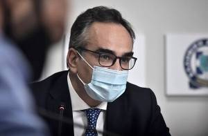 Κοντοζαμάνης: Αυξάνονται οι κλίνες ΜΕΘ- Χτίζεται χαρτοφυλάκιο εμβολίων