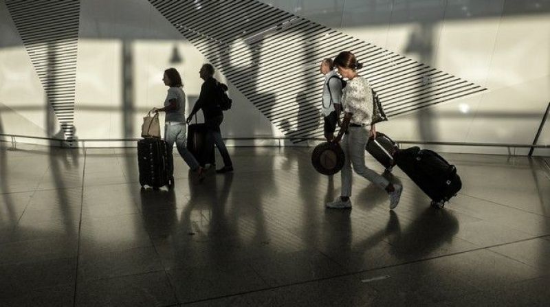 Τουρισμός: Στα 503 ευρώ η μέση ταξιδιωτική δαπάνη το 9μηνο