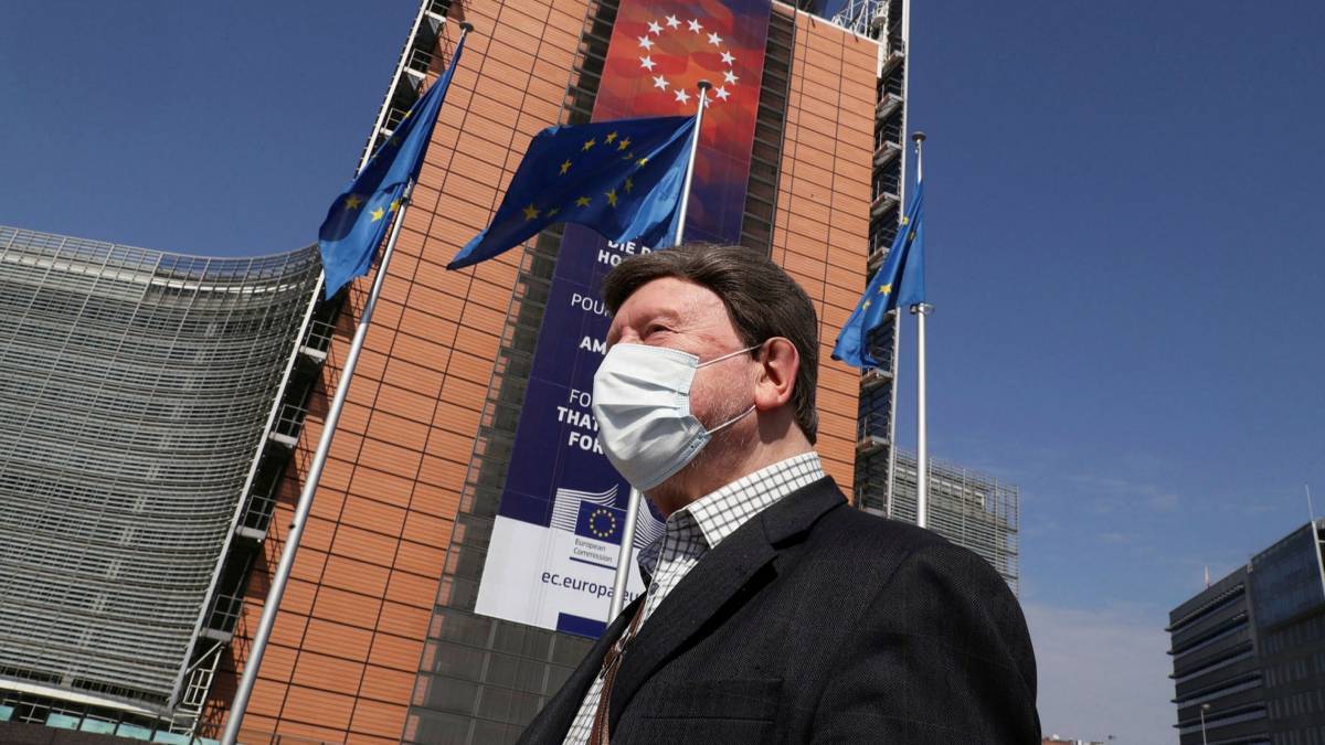 Koμισιόν: Υπερασπίζεται το QE- Το ευρωπαϊκό δίκαιο υπεράνω του γερμανικού