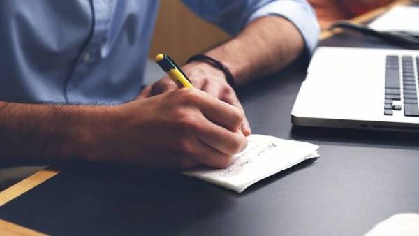 Μέτρα στήριξης για τον τουρισμό, μεταφορά αδειών και παράταση «ΣΥΝ-ΕΡΓΑΣΙΑ»
