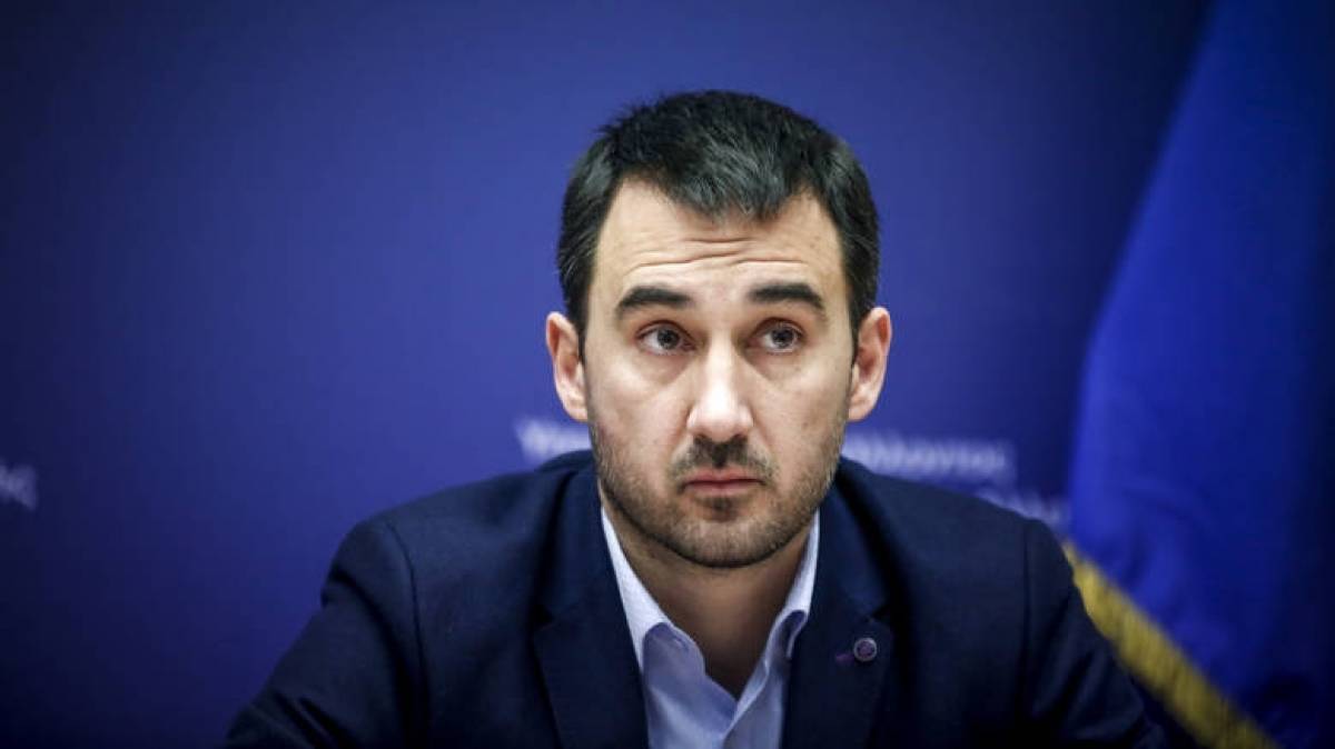 Χαρίτσης: Πρέπει να στηριχθούν οριζόντια όλοι οι κλάδοι