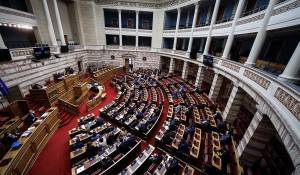 «Πέρασε» το νομοσχέδιο για την πολιτική δικαιοσύνη