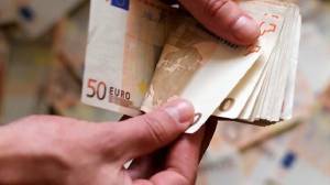 Αναστολές Απριλίου: Η προθεσμία για δηλώσεις- Ποιες επιχειρήσεις αφορά