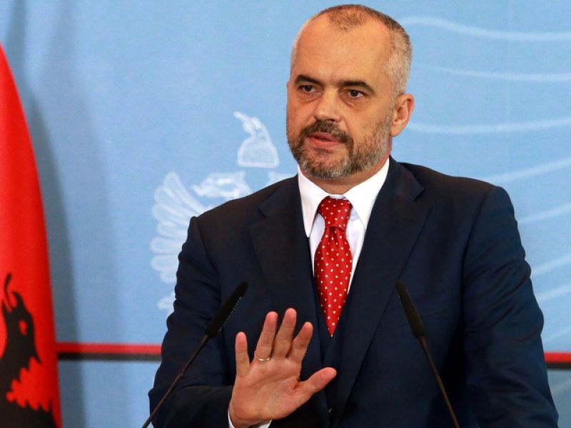 Θέμα «Τσαμουριάς» θέτει πάλι ο Έντι Ράμα