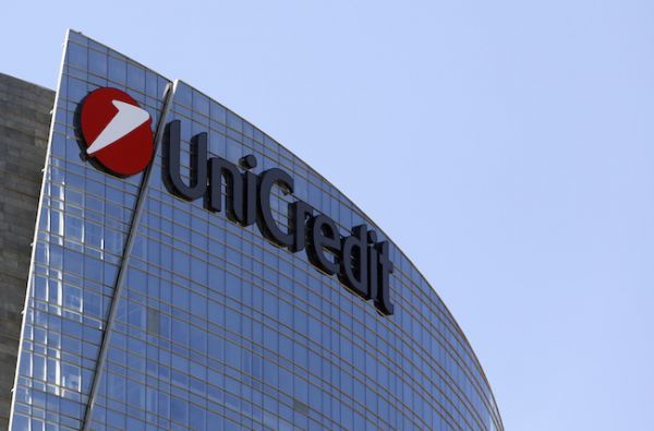 UniCredit: Ισχυρότερα κέρδη στο τρίτο τρίμηνο