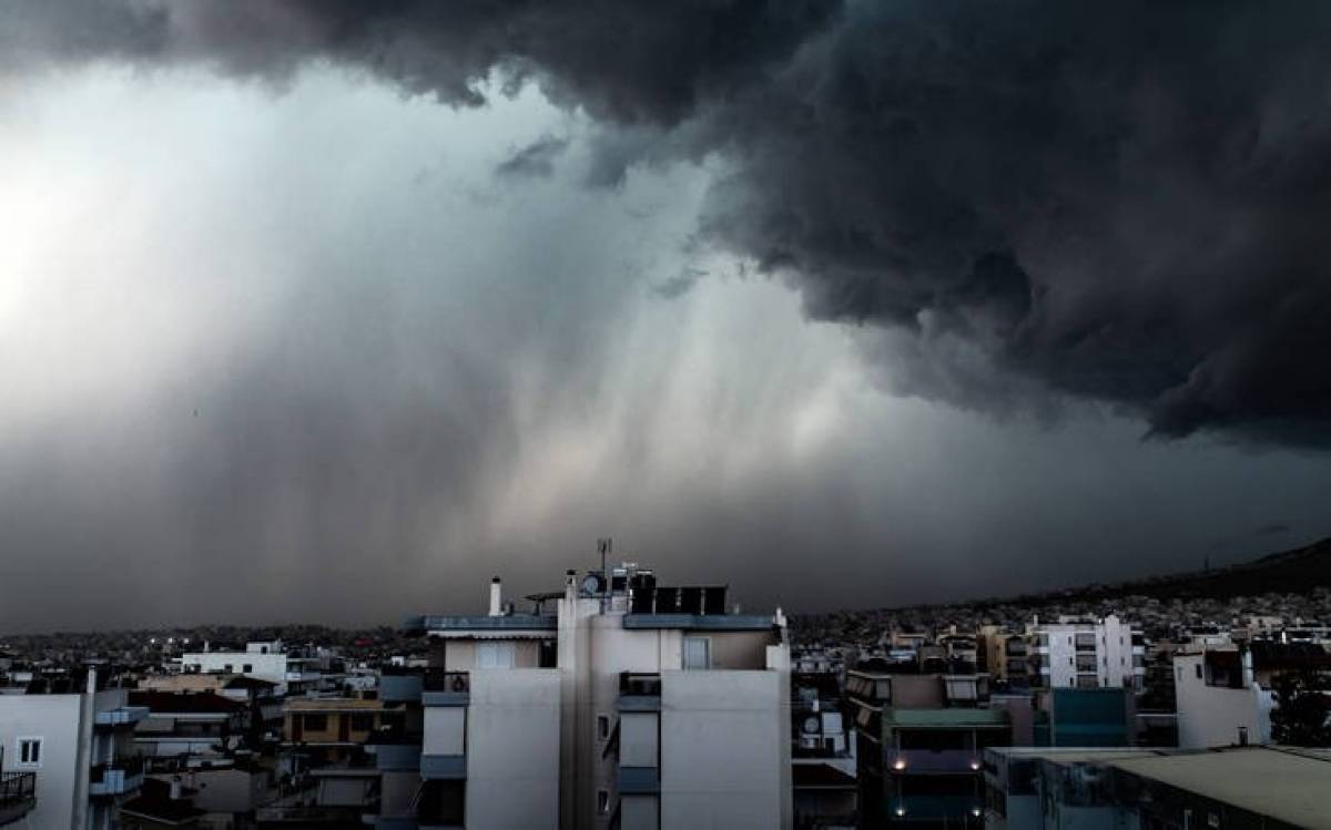Σαρώνει τη χώρα ο «Ξενοφών»-Ποιες περιοχές χτυπά η κακοκαιρία