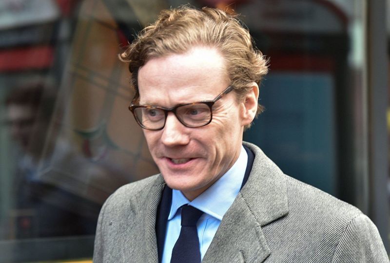 Παραιτήθηκε ο CEO της Cambridge Analytica στον απόηχο του σκανδάλου