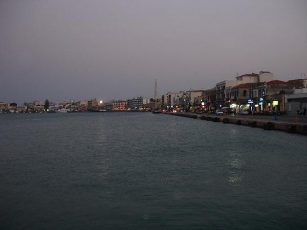 Ξεκίνησαν οι διαδικασίες ιδιωτικοποίησης των λιμανιών σε Χίο και Πύλο