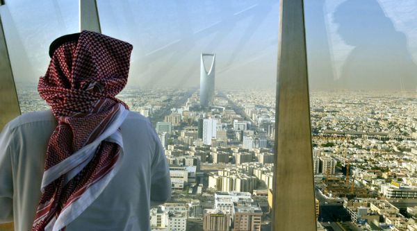ΔΝΤ: Επιβραδύνεται η οικονομική ανάπτυξη της Σ. Αραβίας