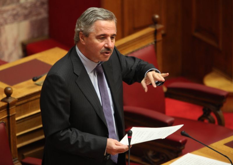 Κίνητρα στα νοικοκυριά για σύνδεση με φυσικό αέριο δρομολογεί ο Γ. Μανιάτης