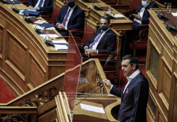 Η ακρίβεια απειλεί με ακύρωση τα εκλογικά διλήμματα του Μητσοτάκη