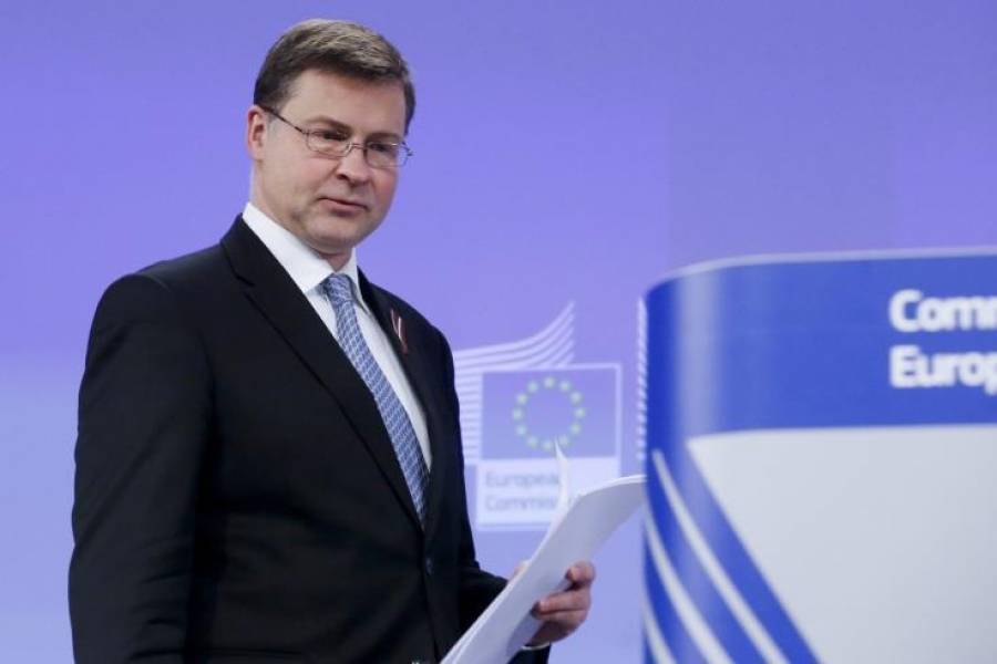 Ντομπρόβσκις: Βελτίωση δημοσίων δαπανών για ανάπτυξη και επενδύσεις