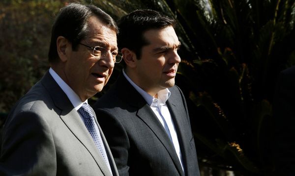 Τηλεφωνική επικοινωνία Τσίπρα-Αναστασιάδη για το Κυπριακό