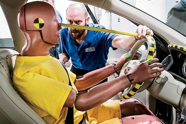 Αυτά είναι τα ασφαλέστερα αυτοκίνητα στην Ευρώπη