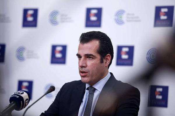 Πλεύρης: Λαϊκίζουν όσοι οραματίζονται μαζικά δωρεάν μοριακά τεστ