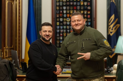 Αλλαγή στην ηγεσία του ουκρανικού στρατού ανακοίνωσε ο Ζελένσκι