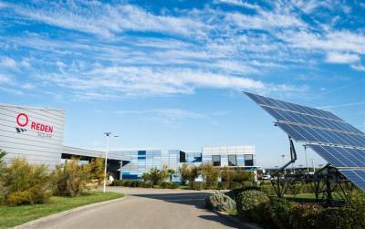 Η Macquarie απέκτησε τη Reden Solar έναντι €2,5 δισ.