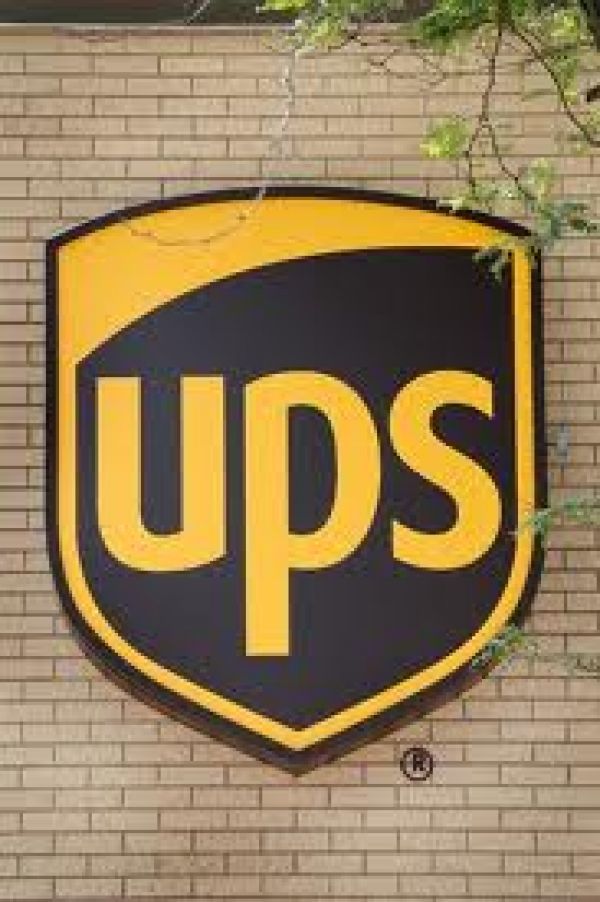Υποχώρηση στα κέρδη της UPS το β΄τρίμηνο