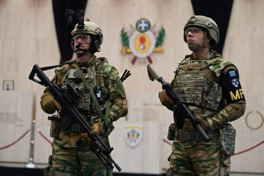 Δένδιας: Σύγχρονες Ένοπλες Δυνάμεις δεν νοούνται χωρίς σύγχρονους μαχητές