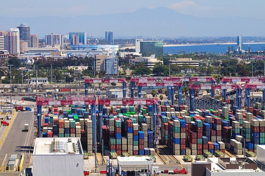 ΗΠΑ: Νέο ρεκόρ πλοίων που περιμένουν στα μεγαλύτερα λιμάνια εμπορευματοκιβωτίων