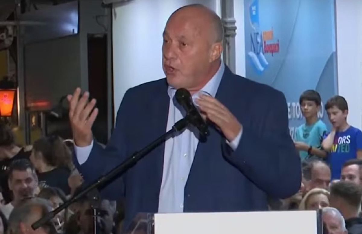 Μπέος: Μαζεύει τα… αμάζευτα μετά τη χυδαία επίθεση στον Κασσελάκη