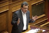 Φάμελλος: Κανένας κίνδυνος κουρέματος των καταθέσεων