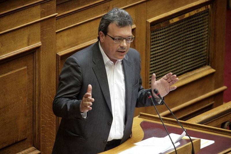 Φάμελλος: Κανένας κίνδυνος κουρέματος των καταθέσεων