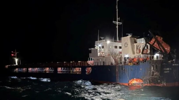Βουλγαρία: Έντεκα αγνοούμενοι μετά από επίθεση με drones σε φορτηγό πλοίο στη Μαύρη Θάλασσα