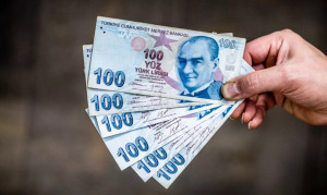 Σε νέο ιστορικό χαμηλό η τουρκική λίρα