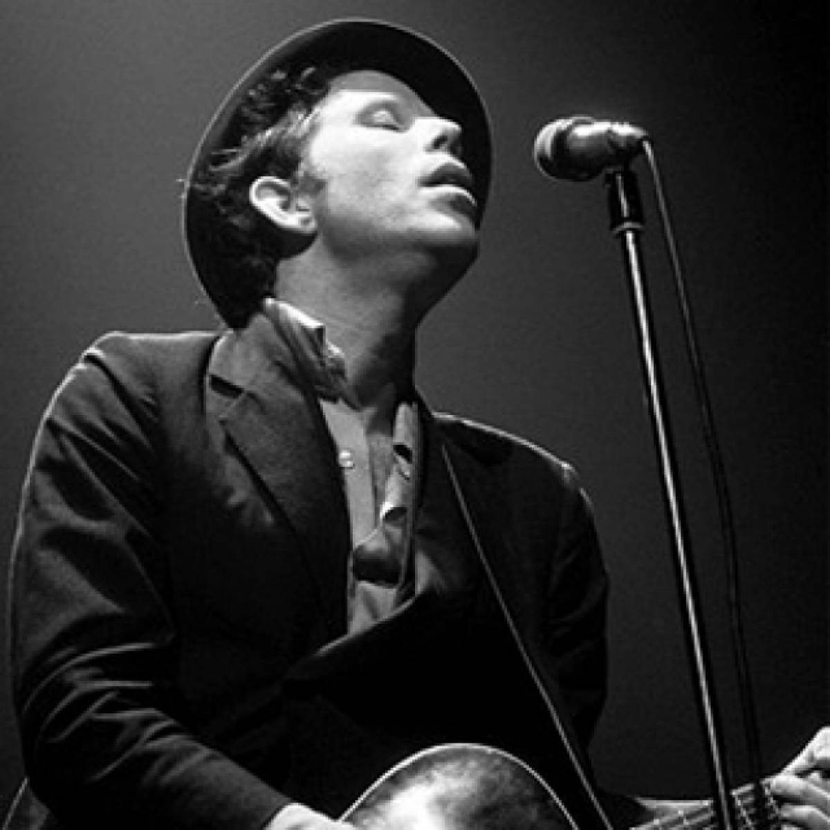O ιδιαίτερος Tom Waits