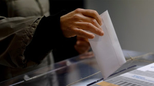 Real Polls: «Πιάνει» το 30% η ΝΔ χάρη στις ενεργειακές συμφωνίες