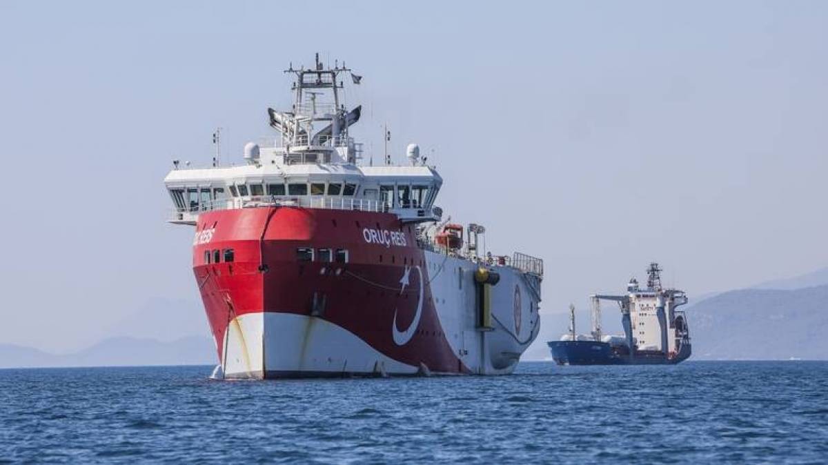 Εντός ελληνικής υφαλοκρηπίδας ξανά το Oruc Reis-Τα μηνύματα στην Άγκυρα