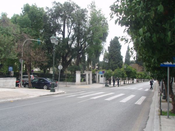 Μια περίκλειστη κυβέρνηση…