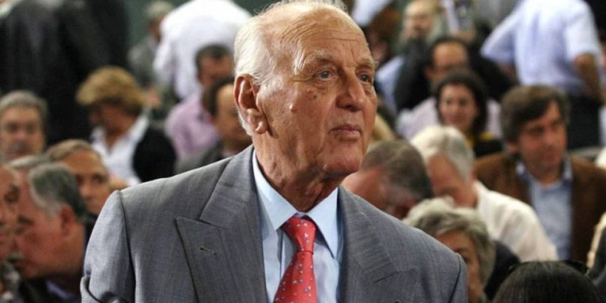 Πολιτικοί και κόμματα αποχαιρετούν τον Αντώνη Λιβάνη
